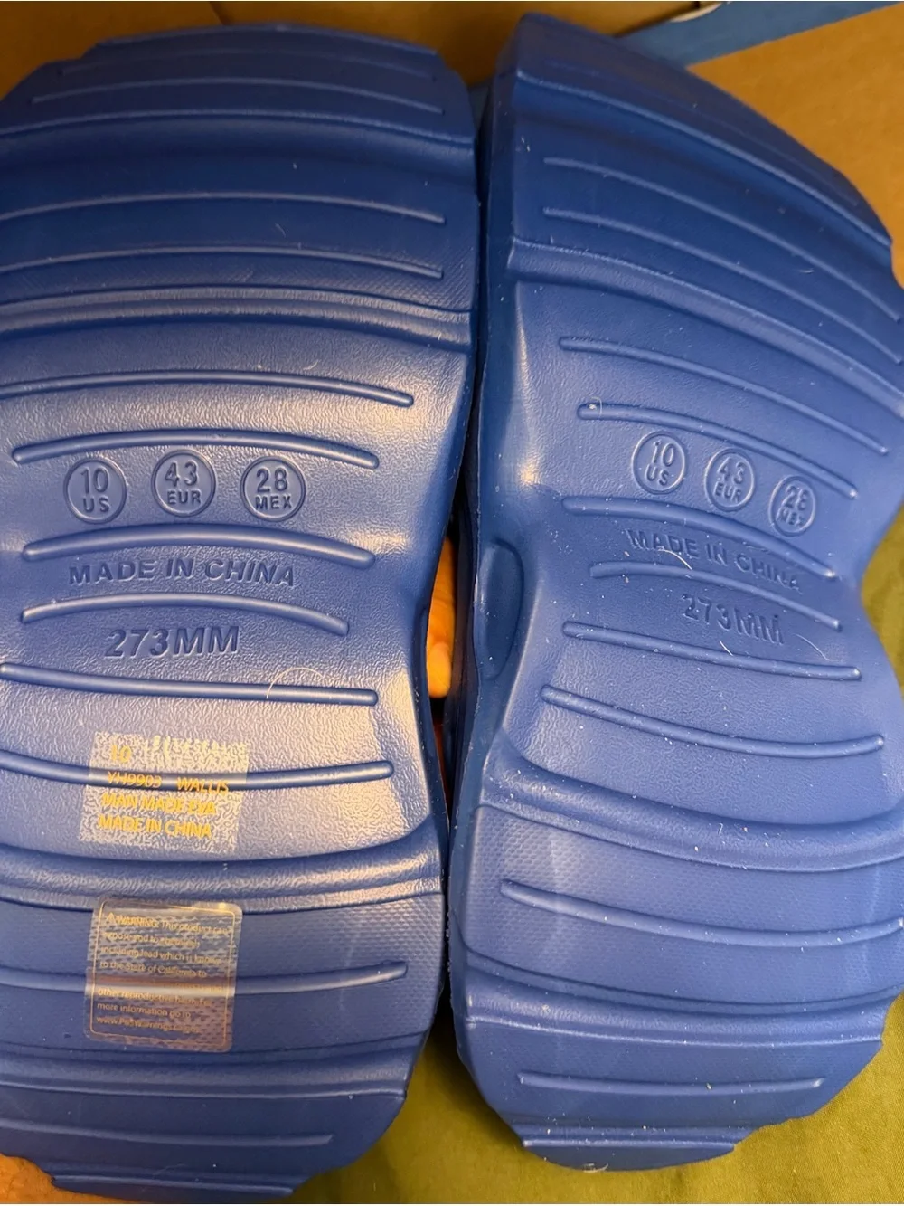 Men's Boat Shoes in Bright Blue - Lightweight Casual Water Shoe